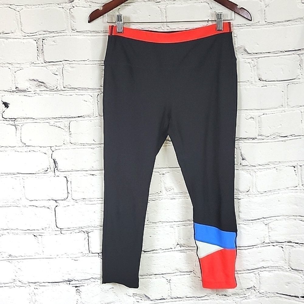 Avia Running Crops   - Picture 2 of 7